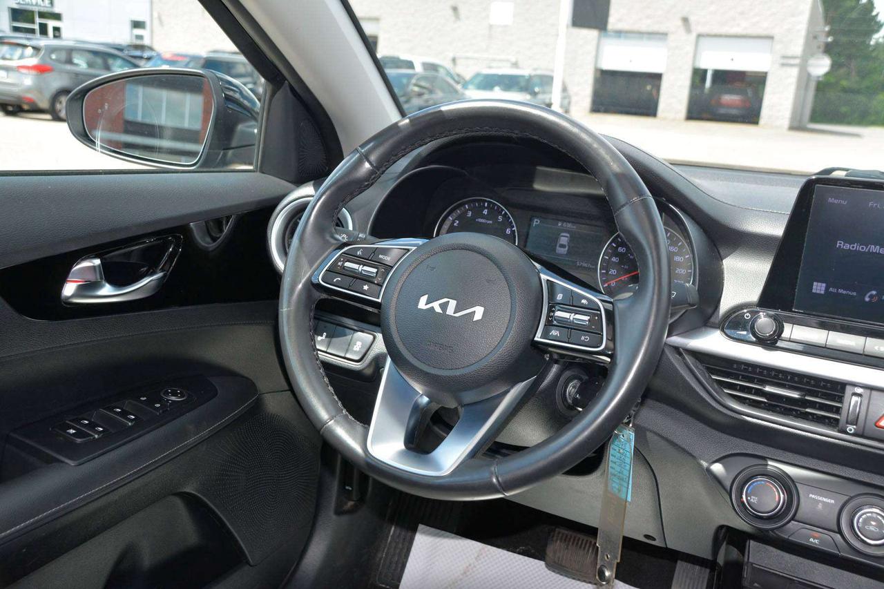 2024 Kia Forte EX Photo