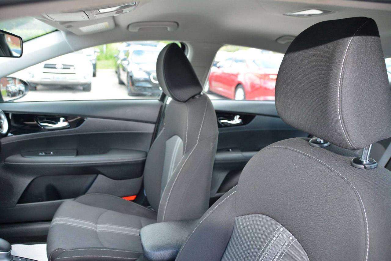 2024 Kia Forte EX Photo