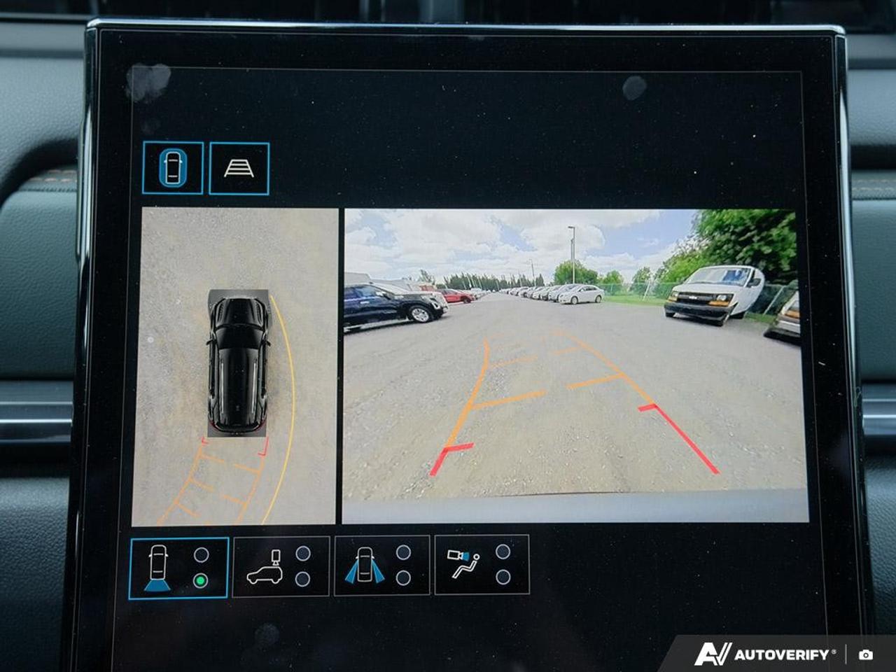 2027 GMC Terrain AWD AT4 Photo
