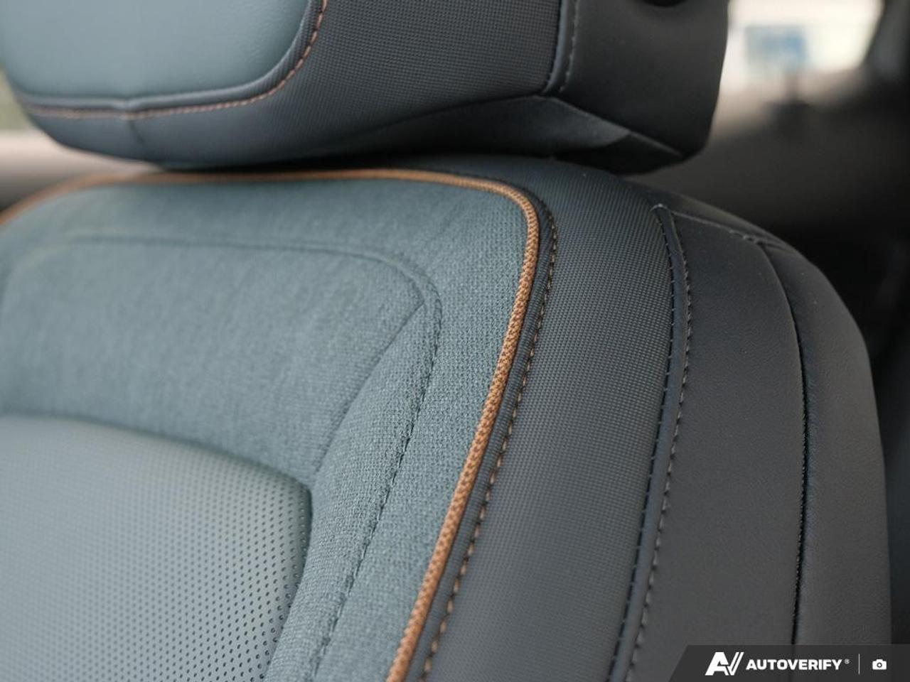 2027 GMC Terrain AWD AT4 Photo