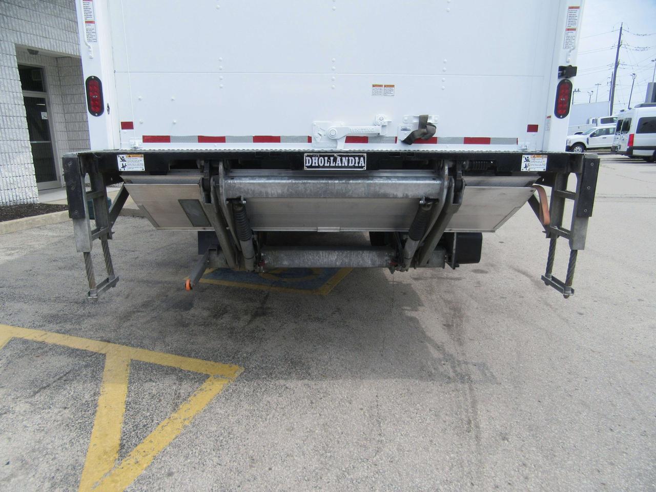 2025 Ford F-750 DIESEL 26FT HIGH & WIDE BOX POWER LIFTGATE Photo