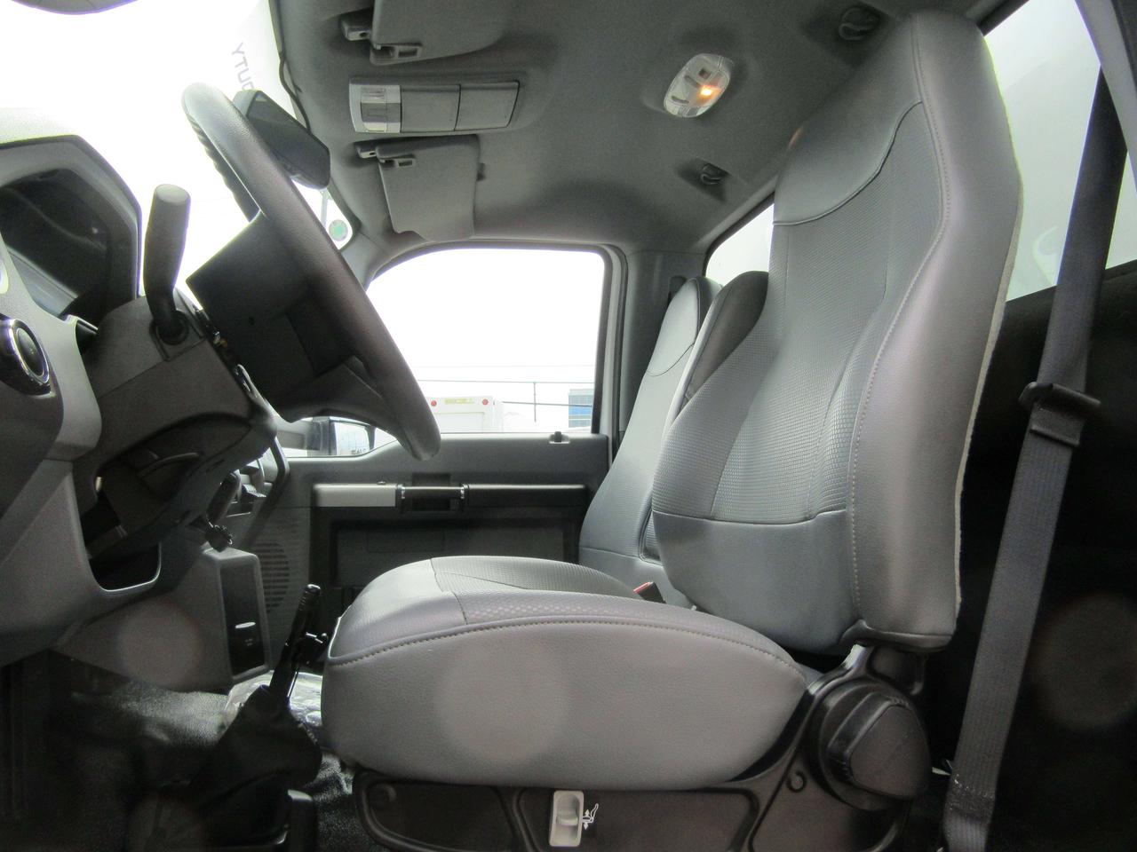 2025 Ford F-750 DIESEL 26FT HIGH & WIDE BOX POWER LIFTGATE Photo