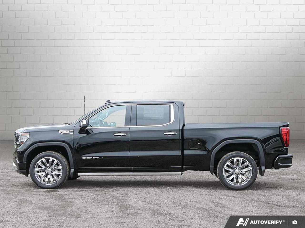 2026 GMC Sierra 1500 Crew Cab Standard Box 4-Wheel Drive Denali Photo5