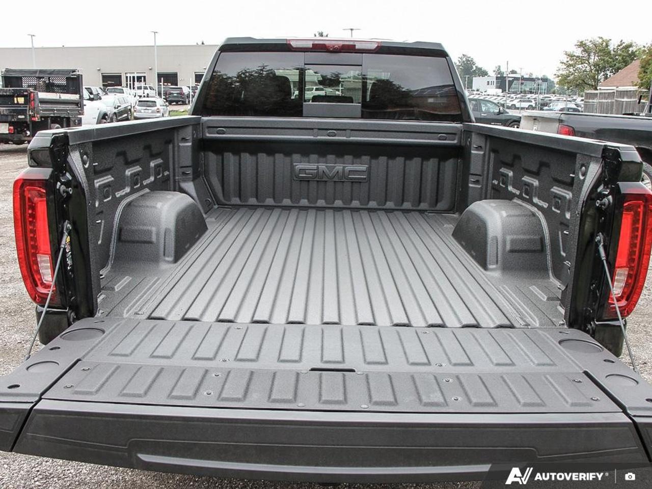 2026 GMC Sierra 1500 Crew Cab Standard Box 4-Wheel Drive Denali Photo