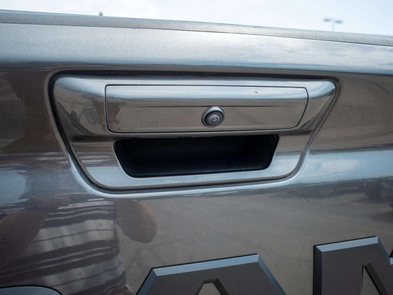 2022 RAM 1500 Rebel - Limited Slip Diff   Power Folding Mirrors Photo