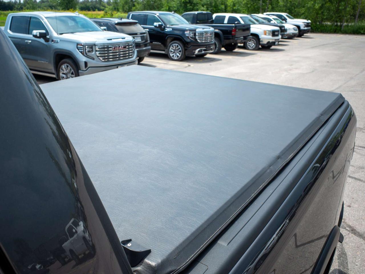 2022 RAM 1500 Rebel - Limited Slip Diff   Power Folding Mirrors Photo