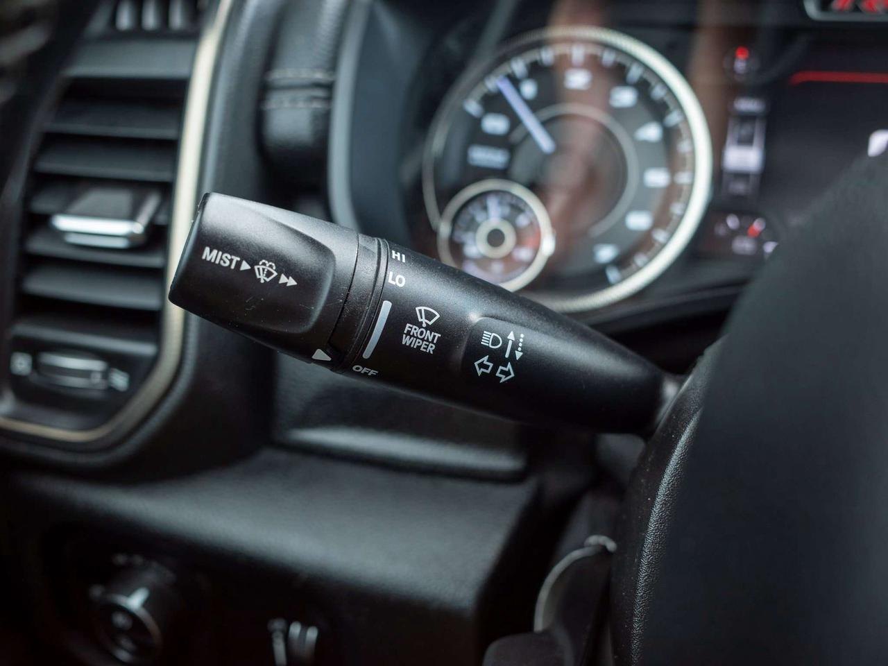 2022 RAM 1500 Rebel - Limited Slip Diff   Power Folding Mirrors Photo