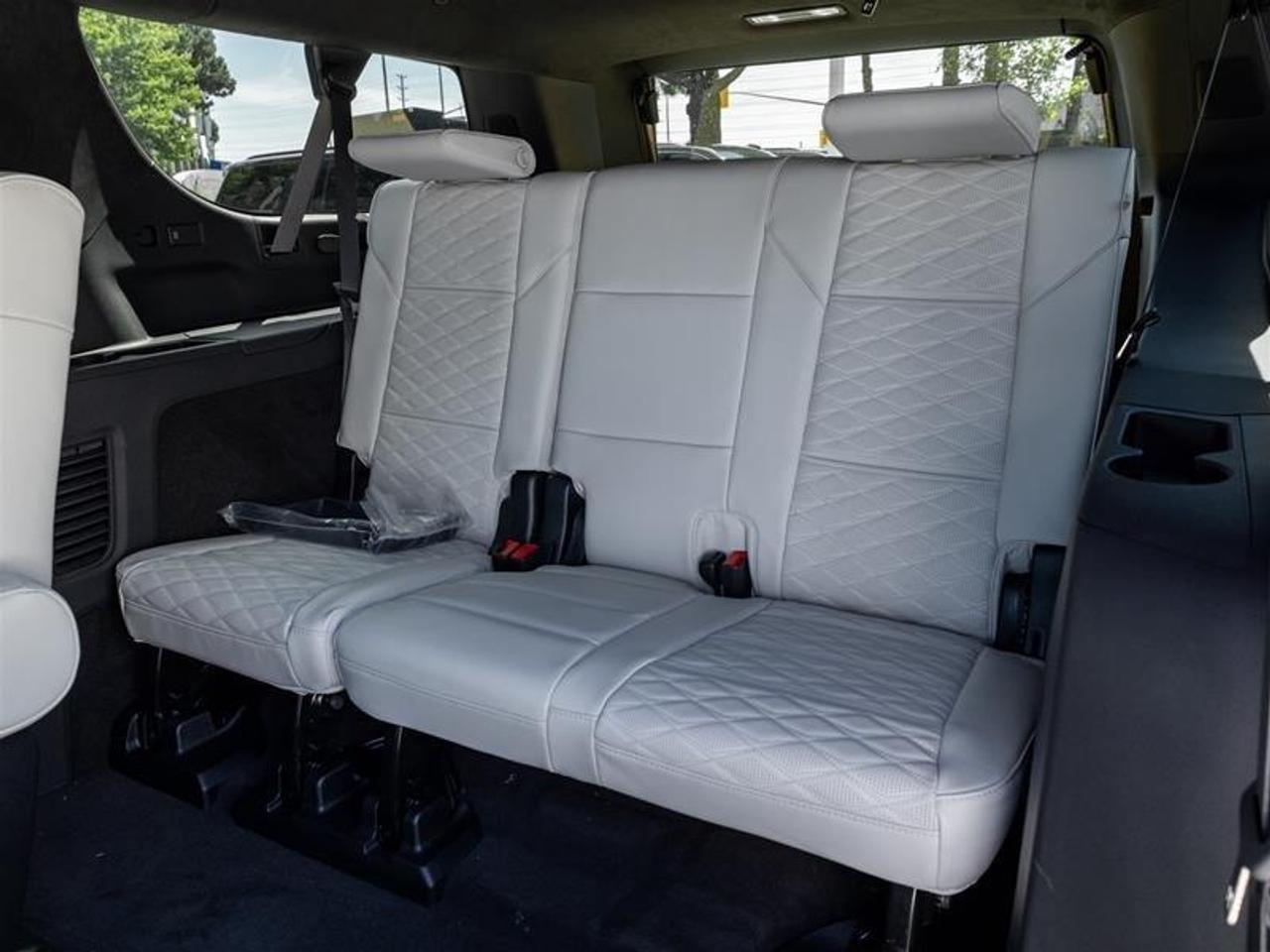 2026 Cadillac Escalade ESV Platinum Sport 4dr 4x4 Photo