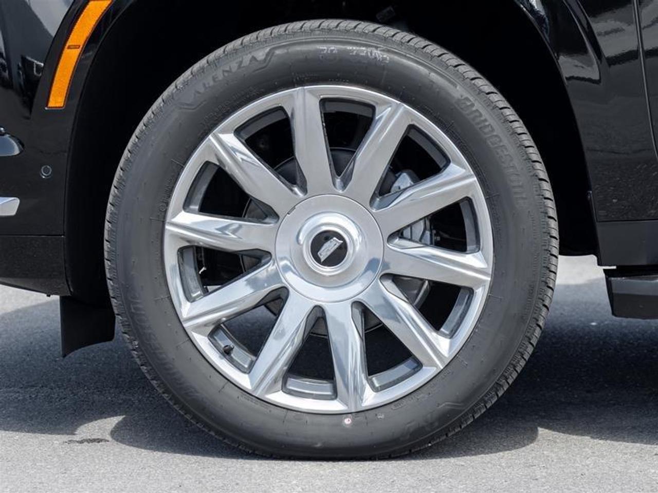 2026 Cadillac Escalade ESV Base 4dr 4x4 Photo