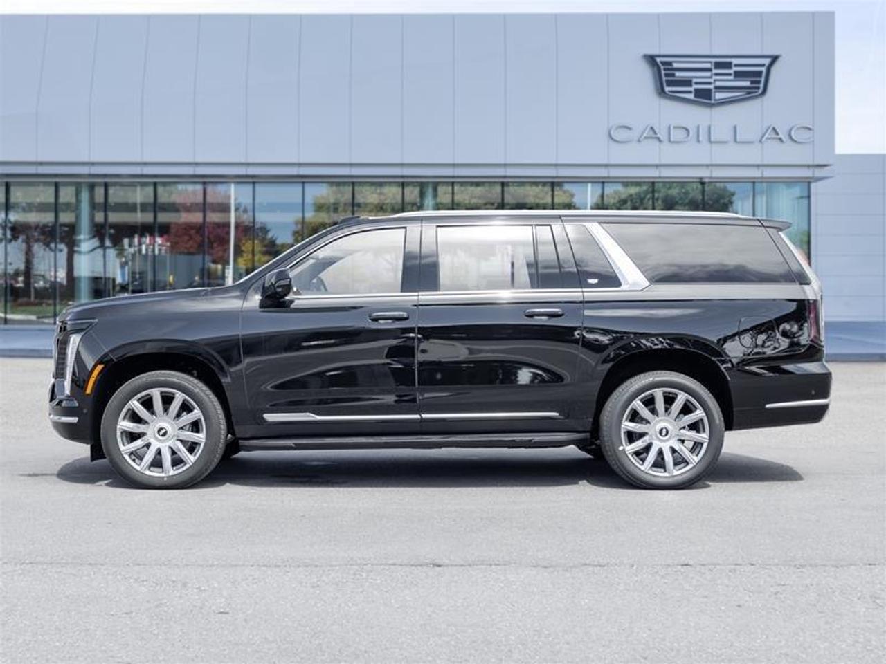 2026 Cadillac Escalade ESV Base 4dr 4x4 Photo