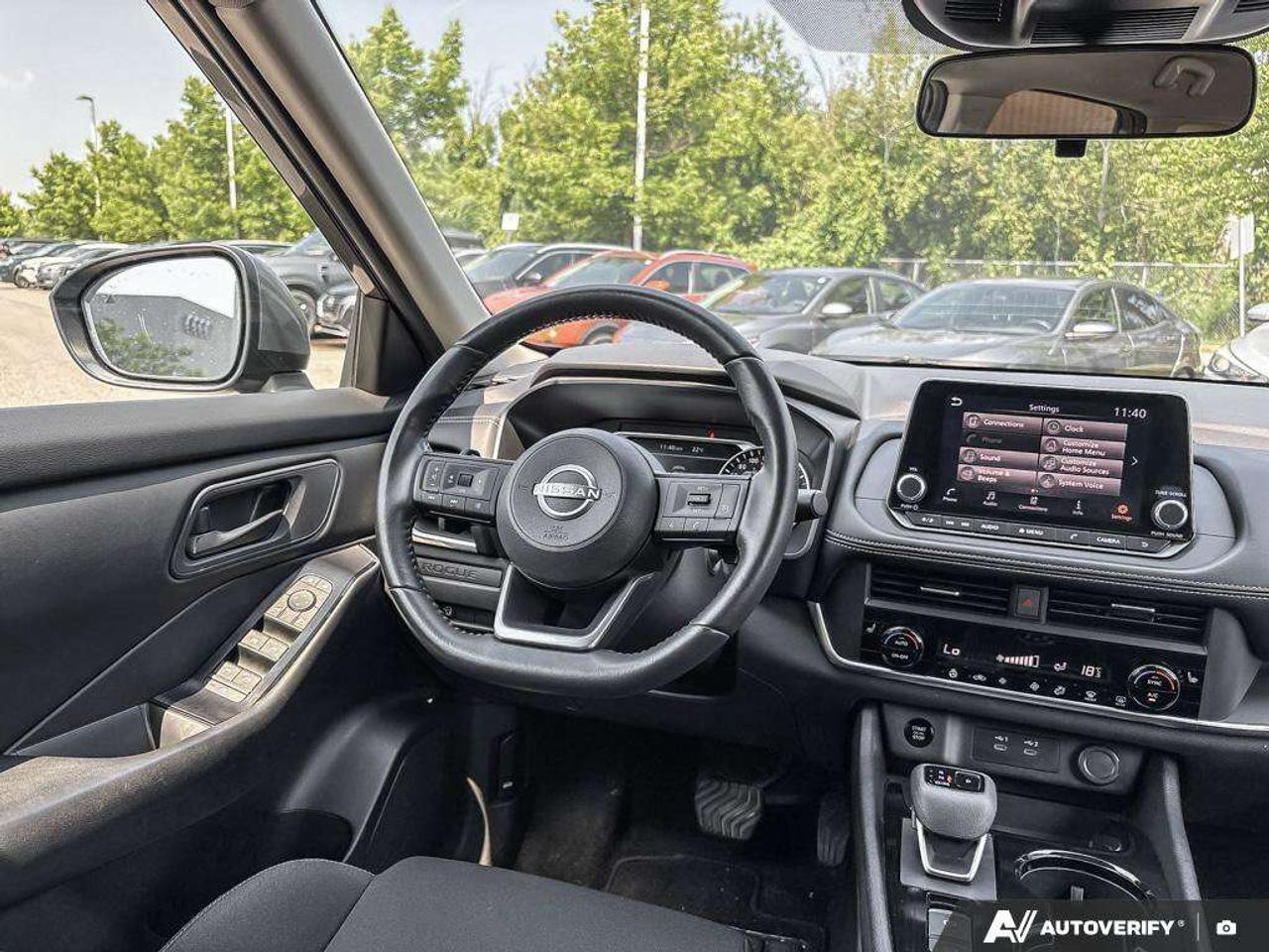2024 Nissan Rogue S Photo