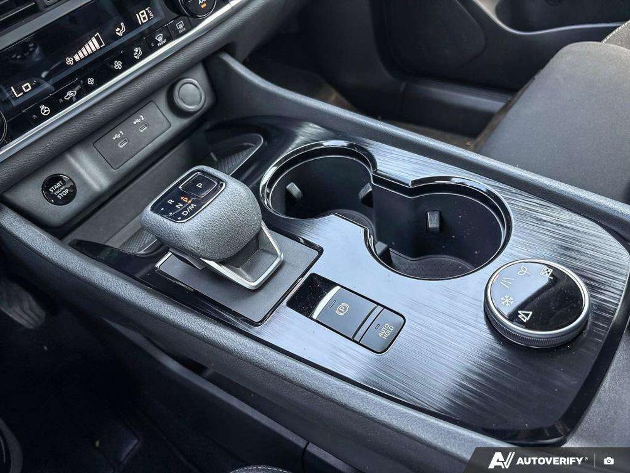 2024 Nissan Rogue S Photo
