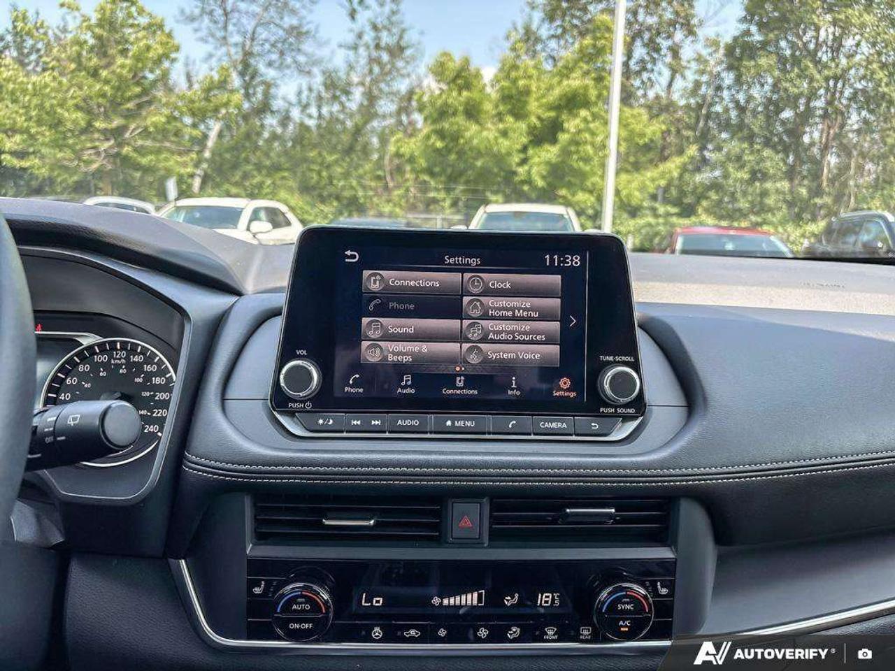 2024 Nissan Rogue S Photo