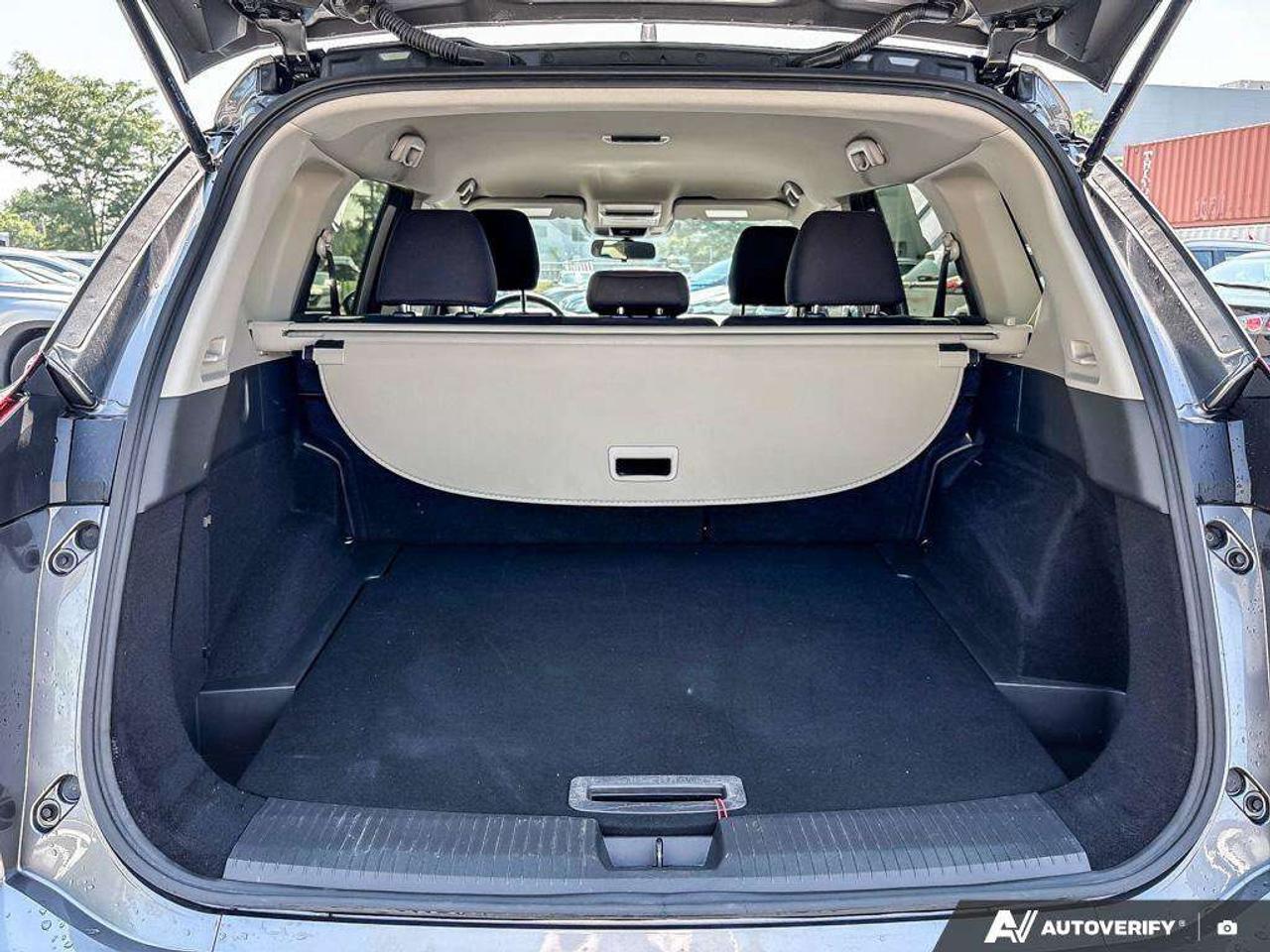 2024 Nissan Rogue S Photo