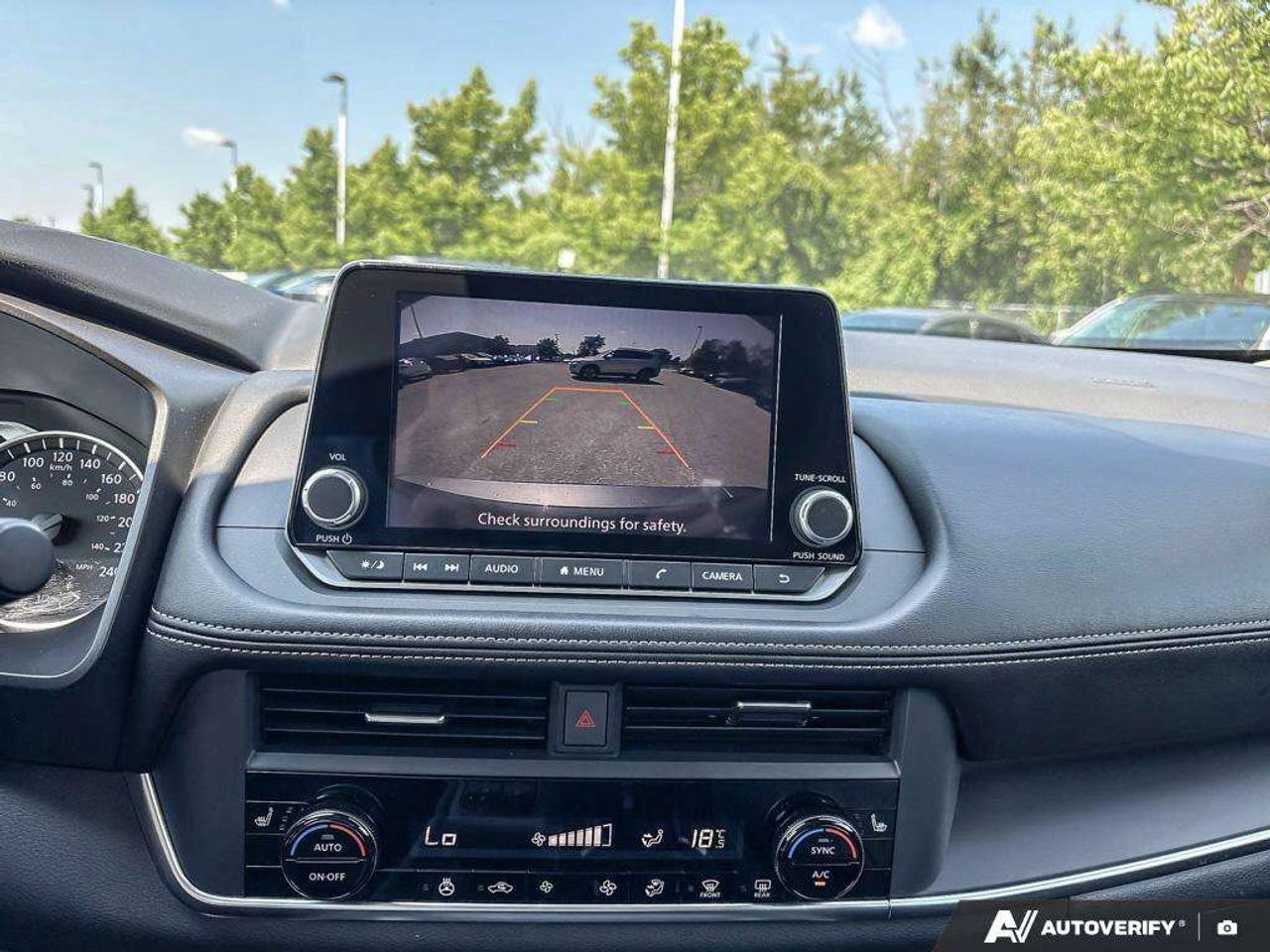 2024 Nissan Rogue S Photo