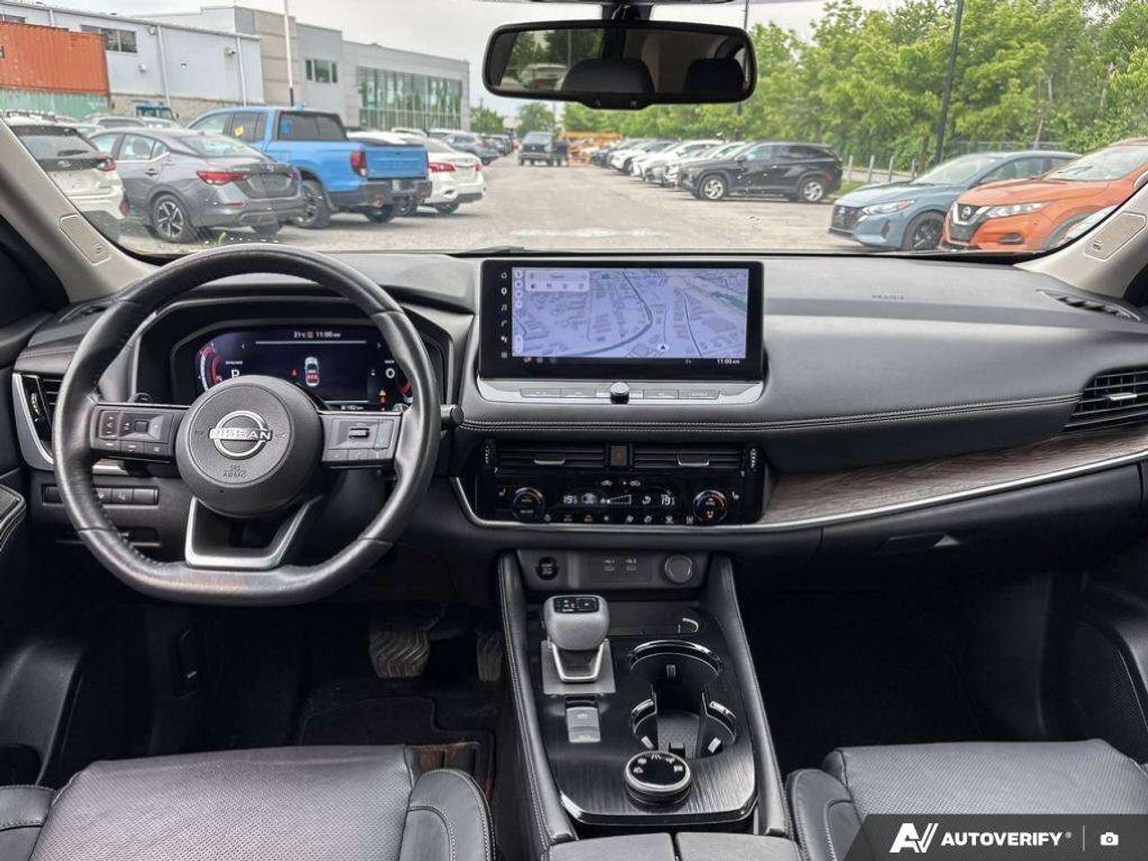 2024 Nissan Rogue Platinum Photo