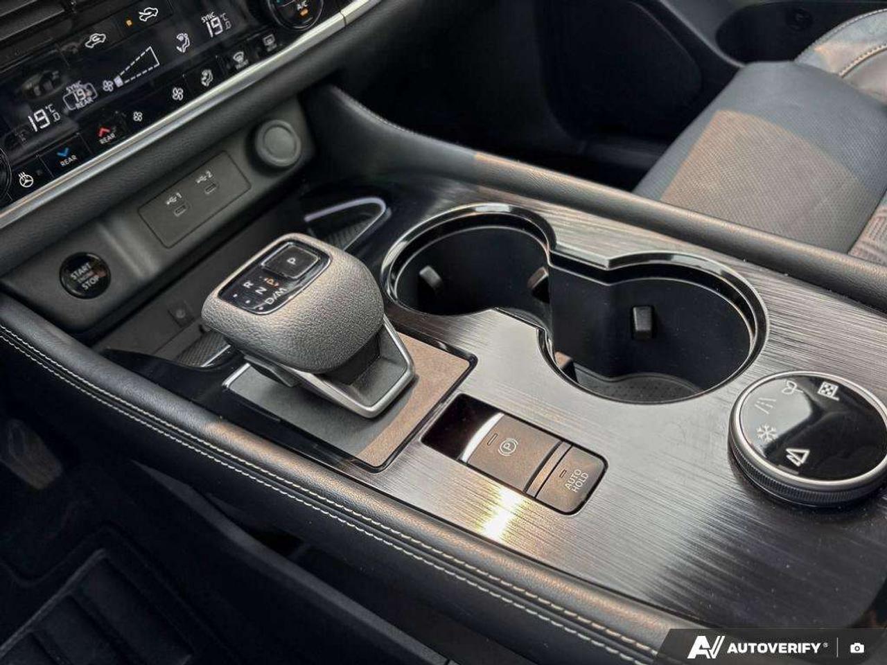 2024 Nissan Rogue Platinum Photo