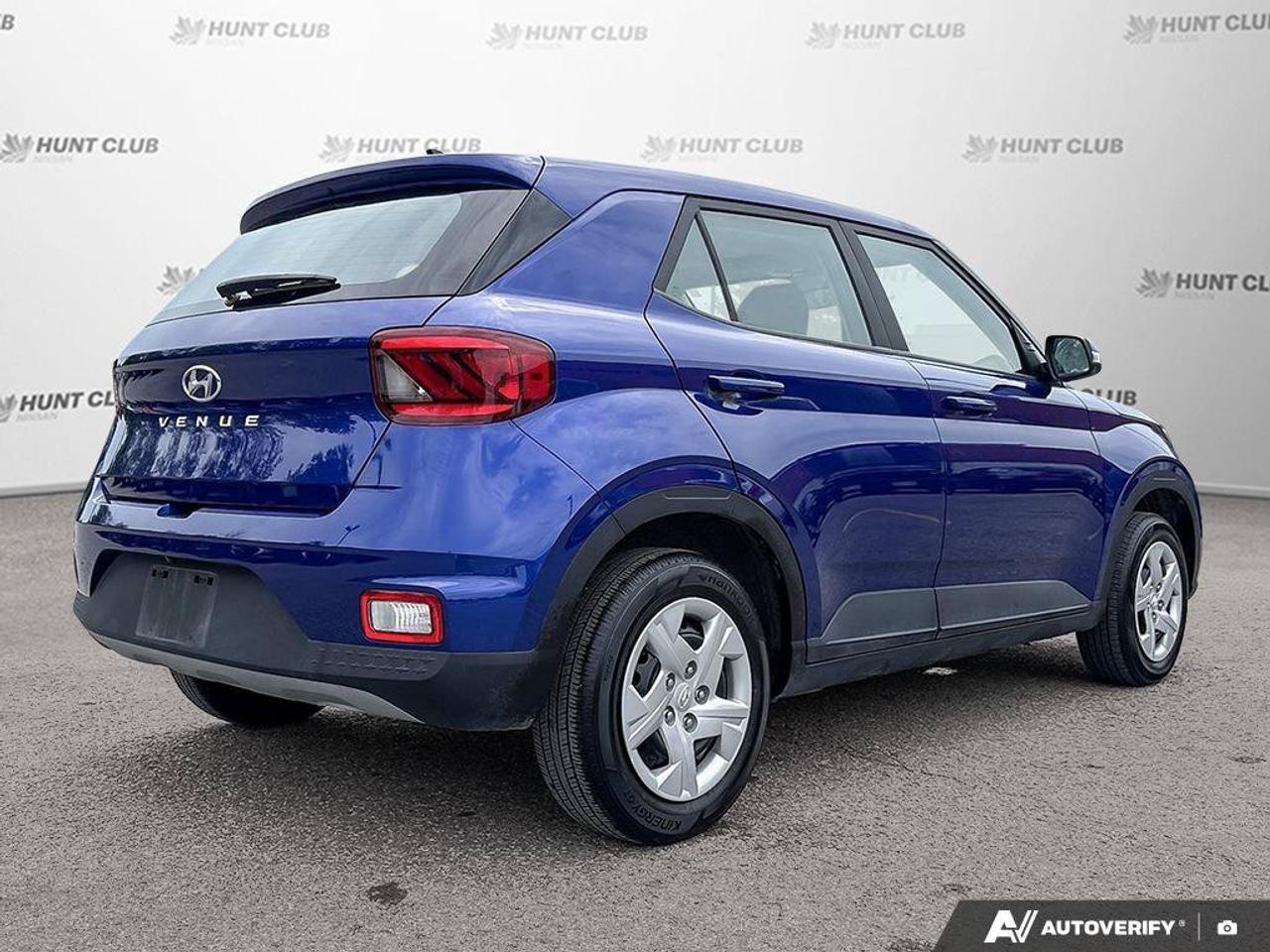 2022 Hyundai Venue Essential Photo