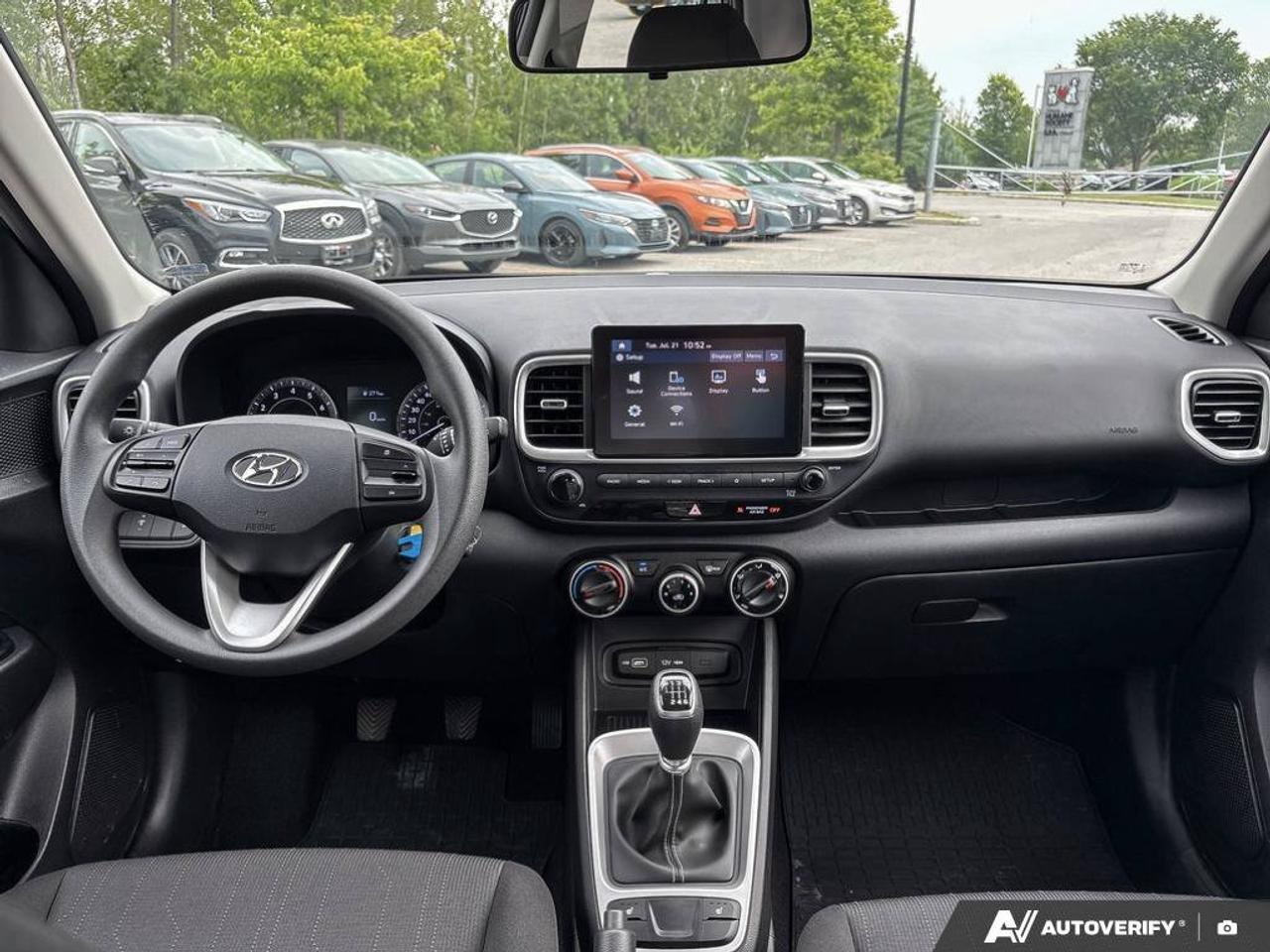 2022 Hyundai Venue Essential Photo
