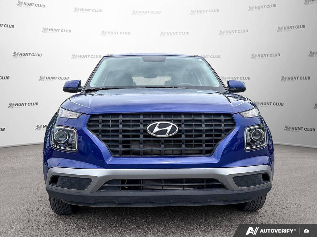 2022 Hyundai Venue Essential Photo