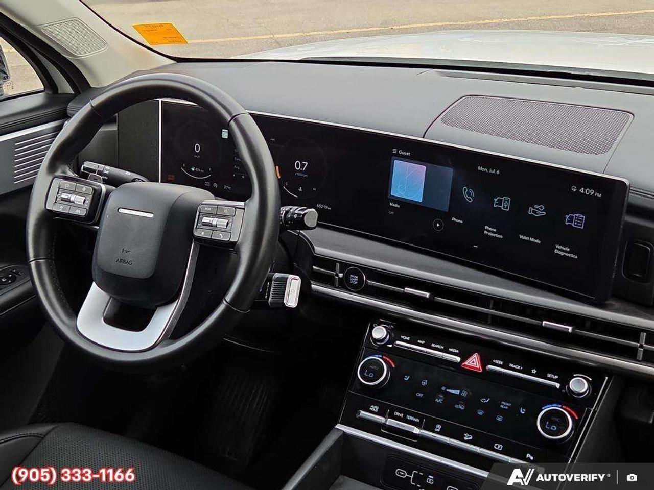 2024 Hyundai Santa Fe XRT H-Tex® Seating Surfaces • Onboard Navigation • Power Sunroof • 3rd-Row Seating • Proximity Keyless Entry • Wireless A Photo