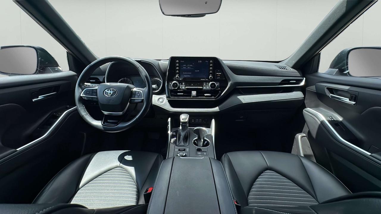 2022 Toyota Highlander XSE Photo