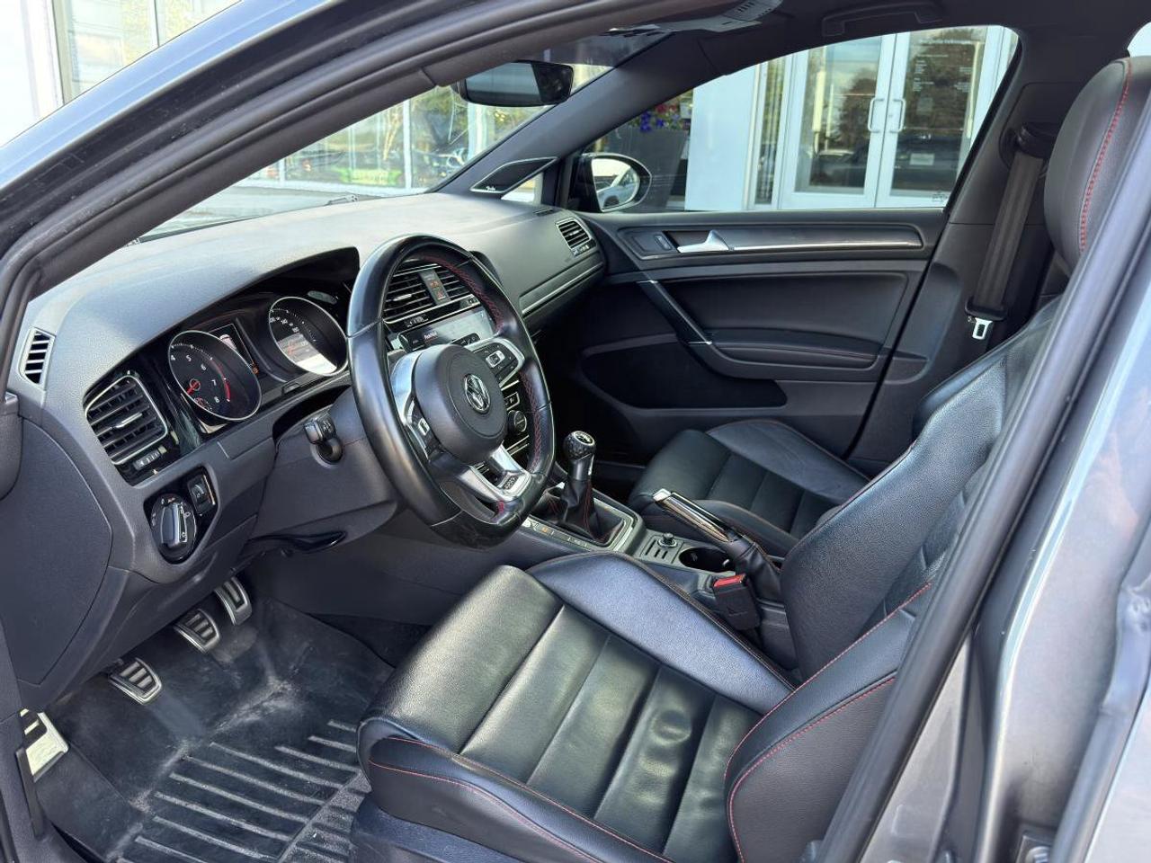2018 Volkswagen Golf GTI  Photo
