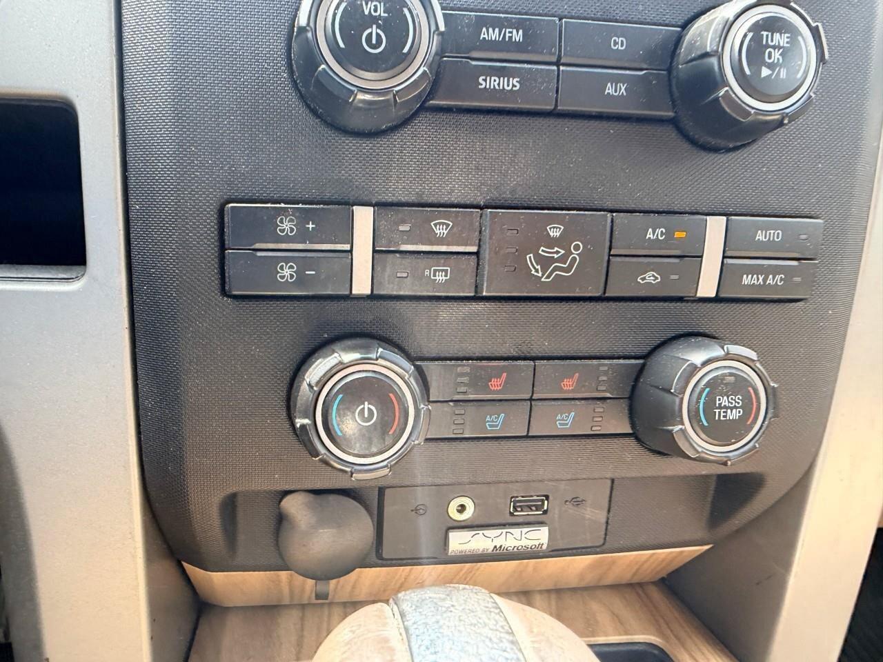 2011 Ford F-150  Photo