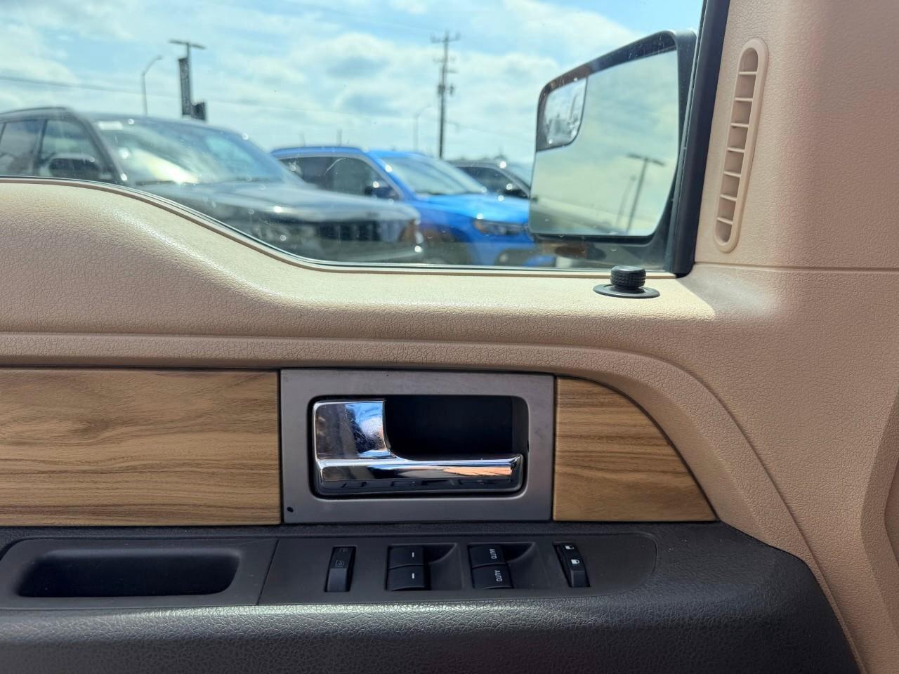 2011 Ford F-150  Photo