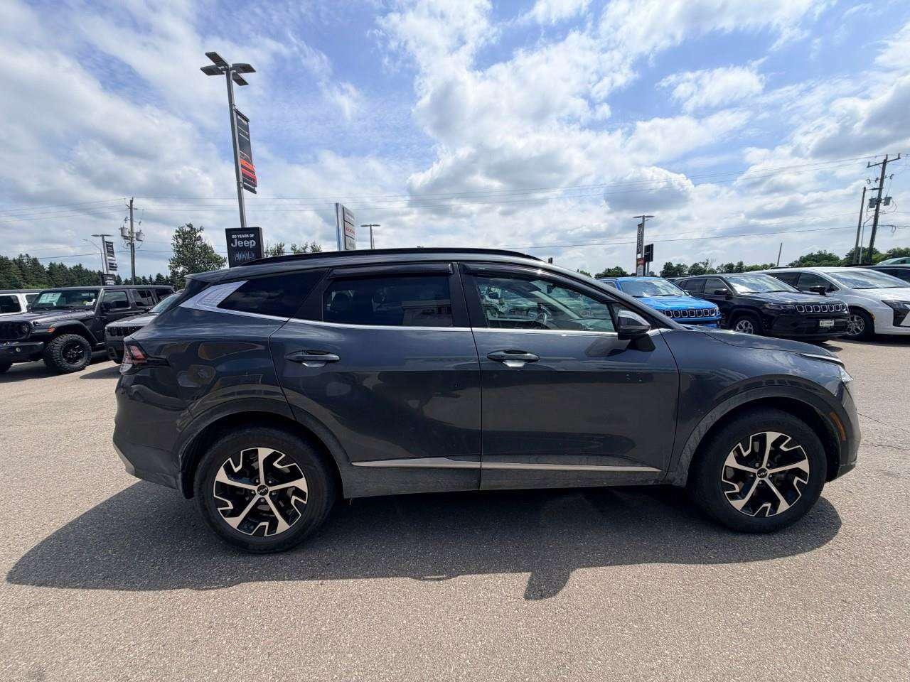 2024 Kia Sportage EX PREMIUM, 2.5L GDI 4-CYL, AWD, ALLOYS, LEATHER, NAV, CERTIFIED PREOWNED! Photo