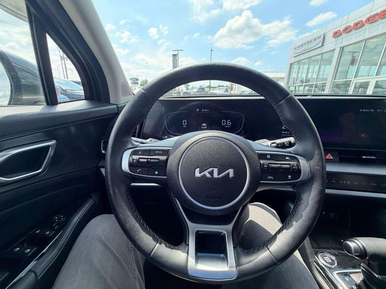 2024 Kia Sportage EX PREMIUM, 2.5L GDI 4-CYL, AWD, ALLOYS, LEATHER, NAV, CERTIFIED PREOWNED! Photo