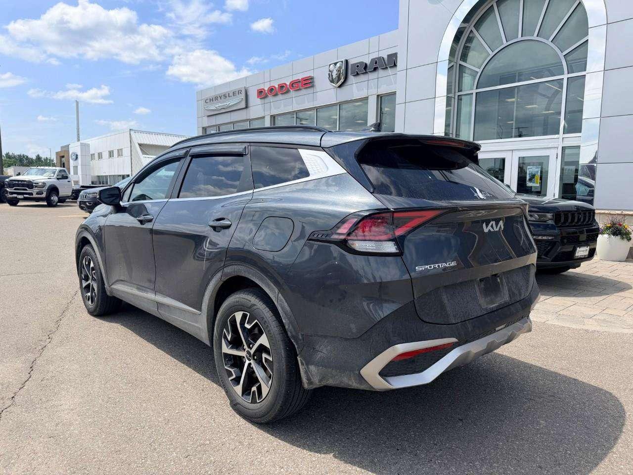 2024 Kia Sportage EX PREMIUM, 2.5L GDI 4-CYL, AWD, ALLOYS, LEATHER, NAV, CERTIFIED PREOWNED! Photo3