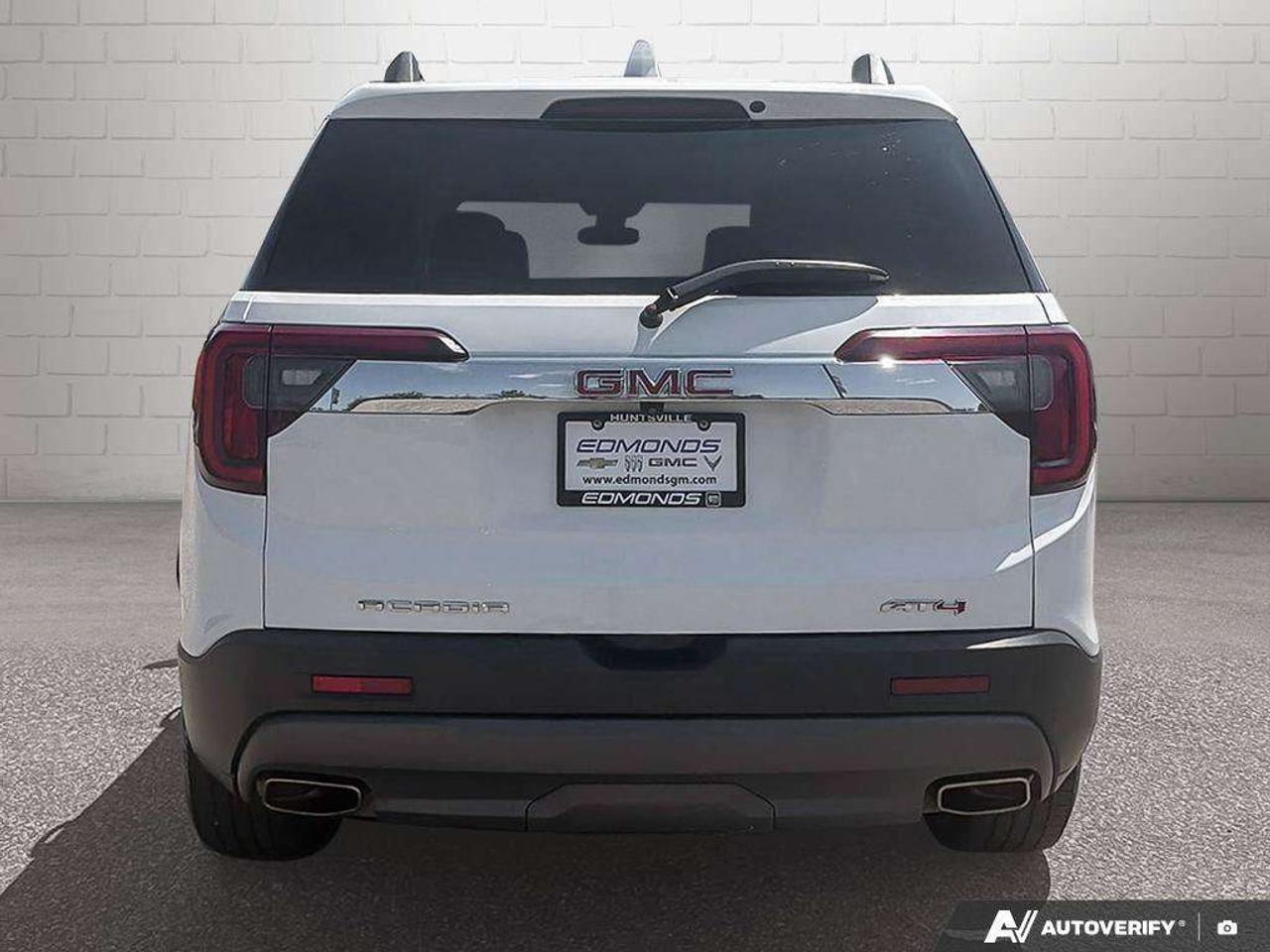 2023 GMC Acadia One Owner   Heated Seats   Sunroof   Remote Start Photo