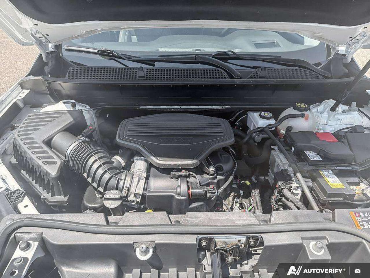 2023 GMC Acadia One Owner   Heated Seats   Sunroof   Remote Start Photo