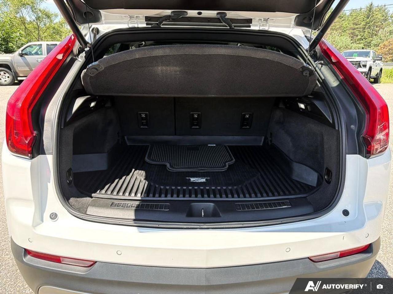 2019 Cadillac XT4 AWD Premium LuxurySunroof   Heated Seats   Remote Photo