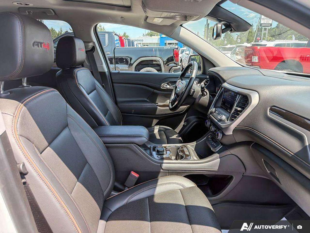 2023 GMC Acadia One Owner   Heated Seats   Sunroof   Remote Start Photo