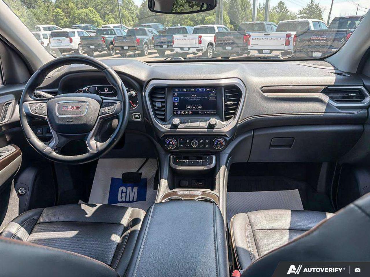 2023 GMC Acadia One Owner   Heated Seats   Sunroof   Remote Start Photo