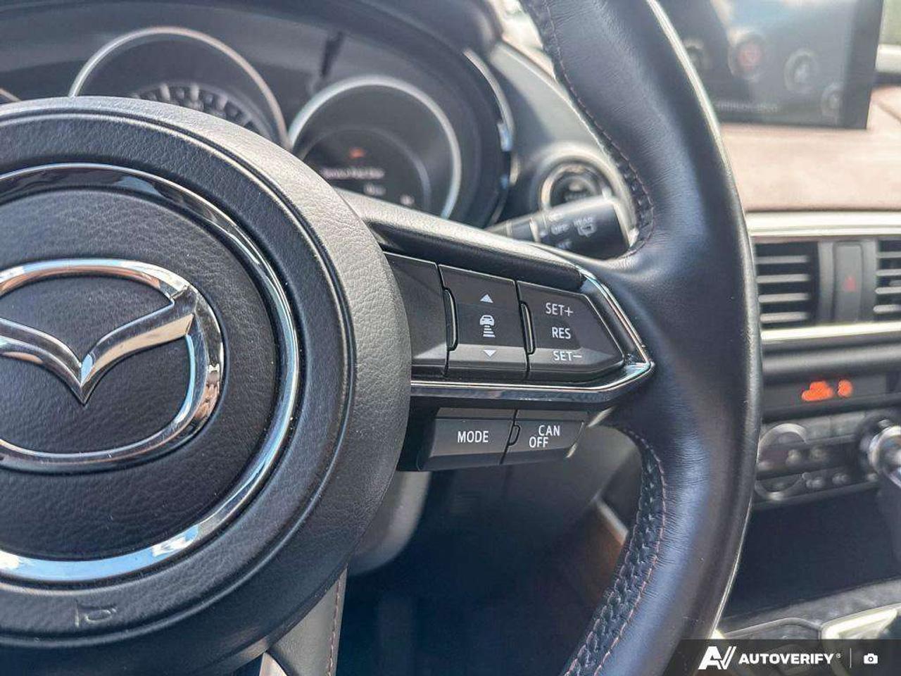 2018 Mazda CX-9 NAPPA LEATHER SEATING. VENTILATED FRONT SEATS. POWERMOON ROOF AND LIFTGATE. WINTER TIRES. LOADED. CERTIFIED. Photo