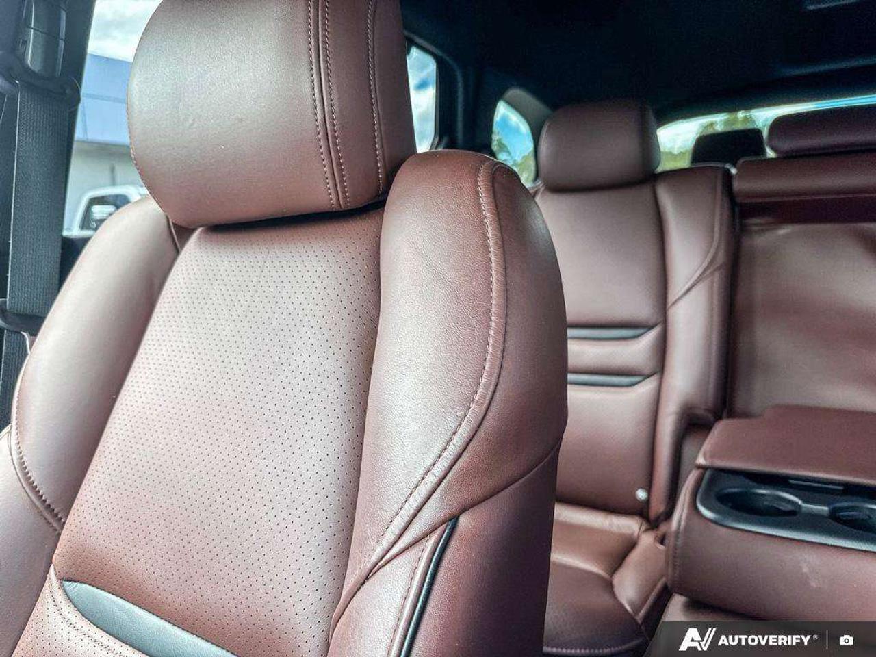 2018 Mazda CX-9 NAPPA LEATHER SEATING. VENTILATED FRONT SEATS. POWERMOON ROOF AND LIFTGATE. WINTER TIRES. LOADED. CERTIFIED. Photo