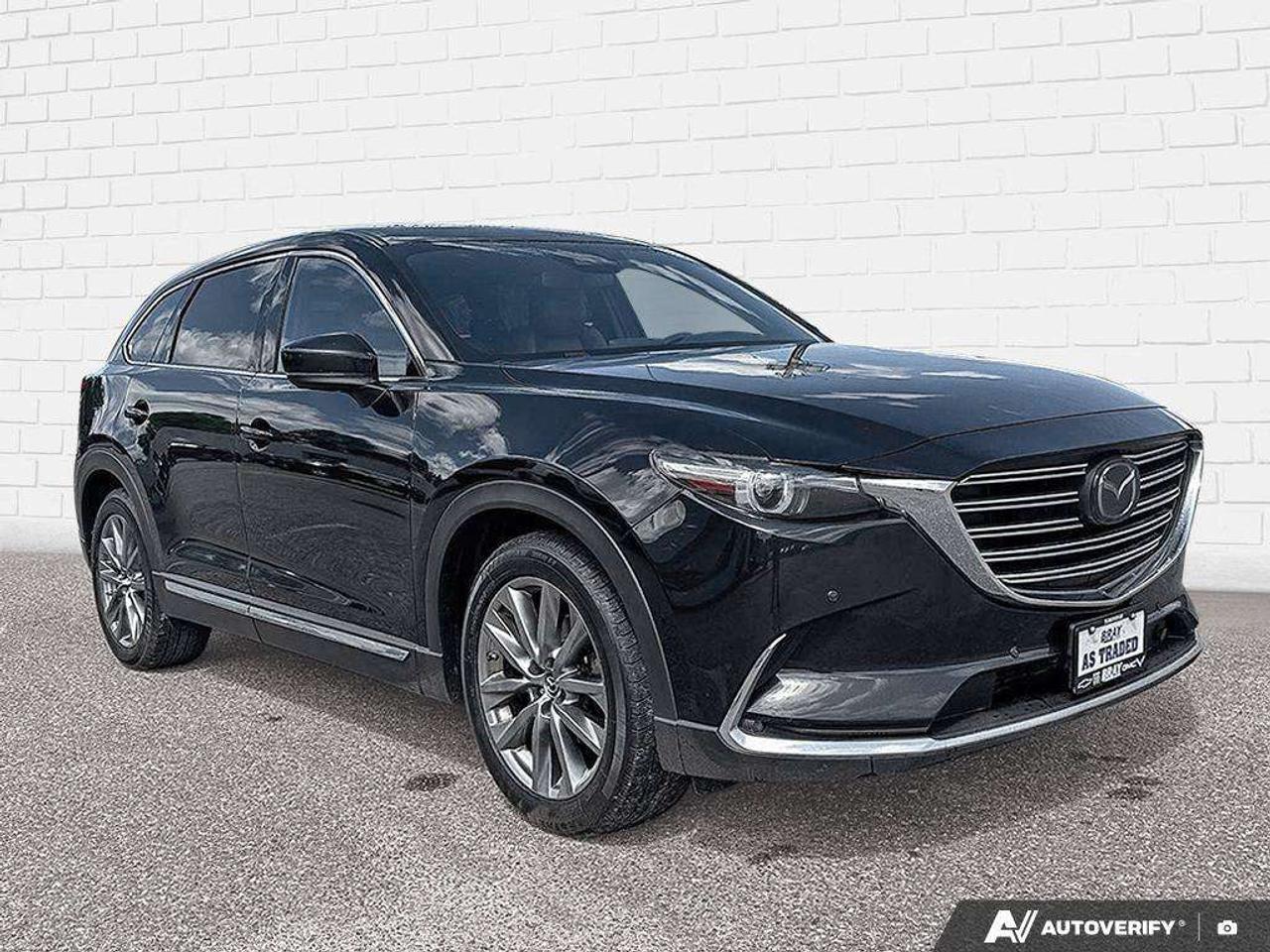 2018 Mazda CX-9 NAPPA LEATHER SEATING. VENTILATED FRONT SEATS. POWERMOON ROOF AND LIFTGATE. WINTER TIRES. LOADED. CERTIFIED. Photo