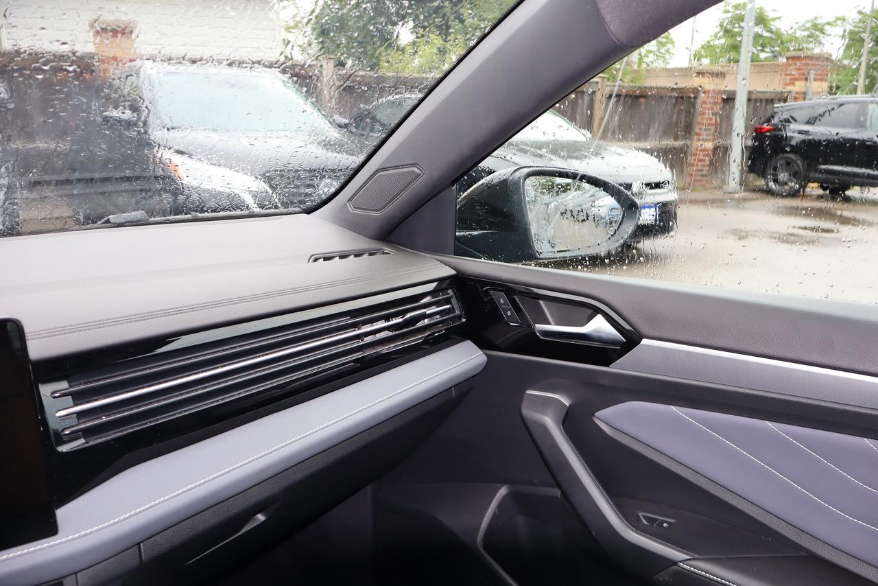 Used 2026 Volkswagen Jetta Comfortline Sport for sale in Brampton, ON