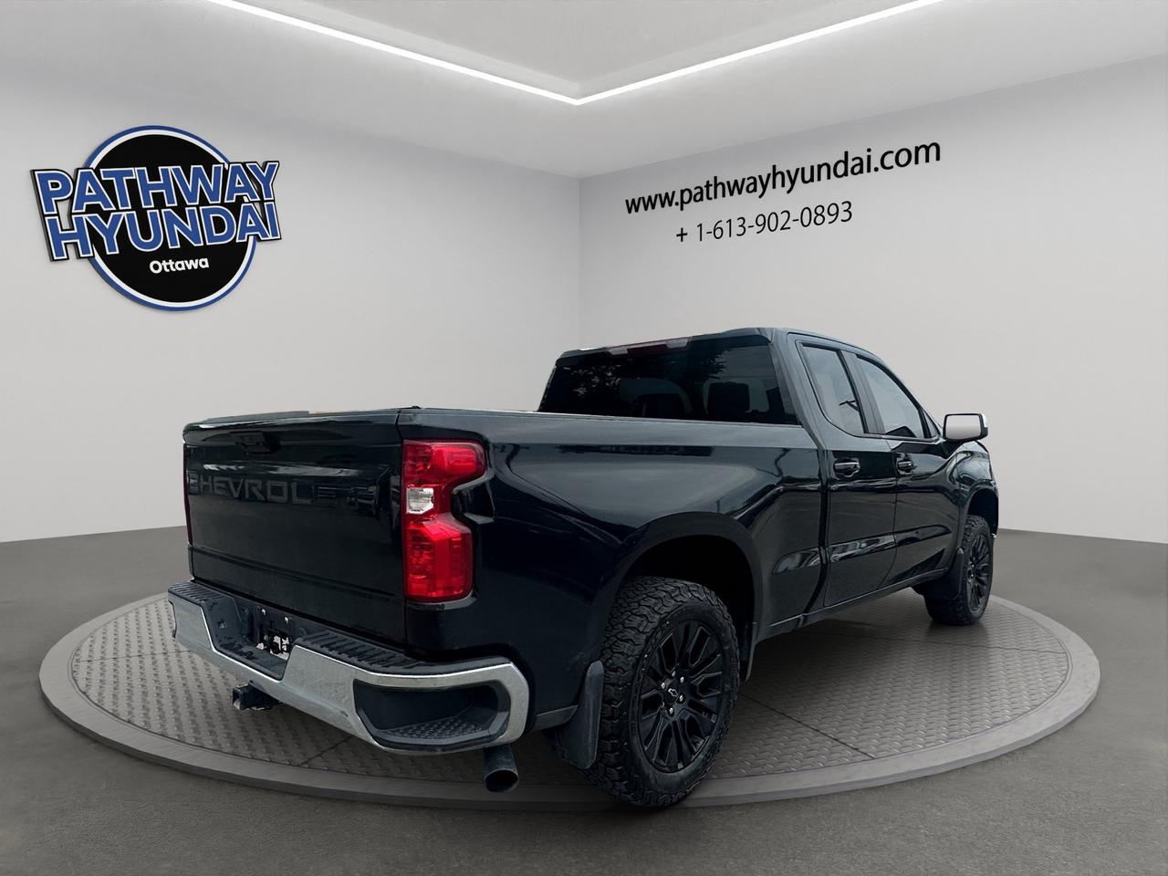 2023 Chevrolet Silverado 1500 LT | Reverse Cam | Heated Seats Photo