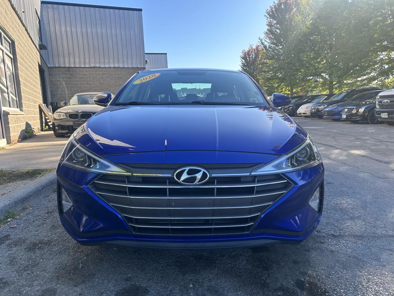 2020 Hyundai Elantra PREFERRED, HEATED SEATS, BACK UP CAM!! Photo
