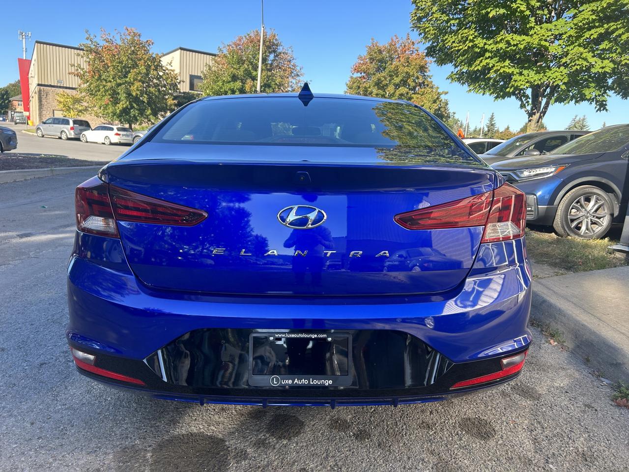 2020 Hyundai Elantra PREFERRED, HEATED SEATS, BACK UP CAM!! Photo