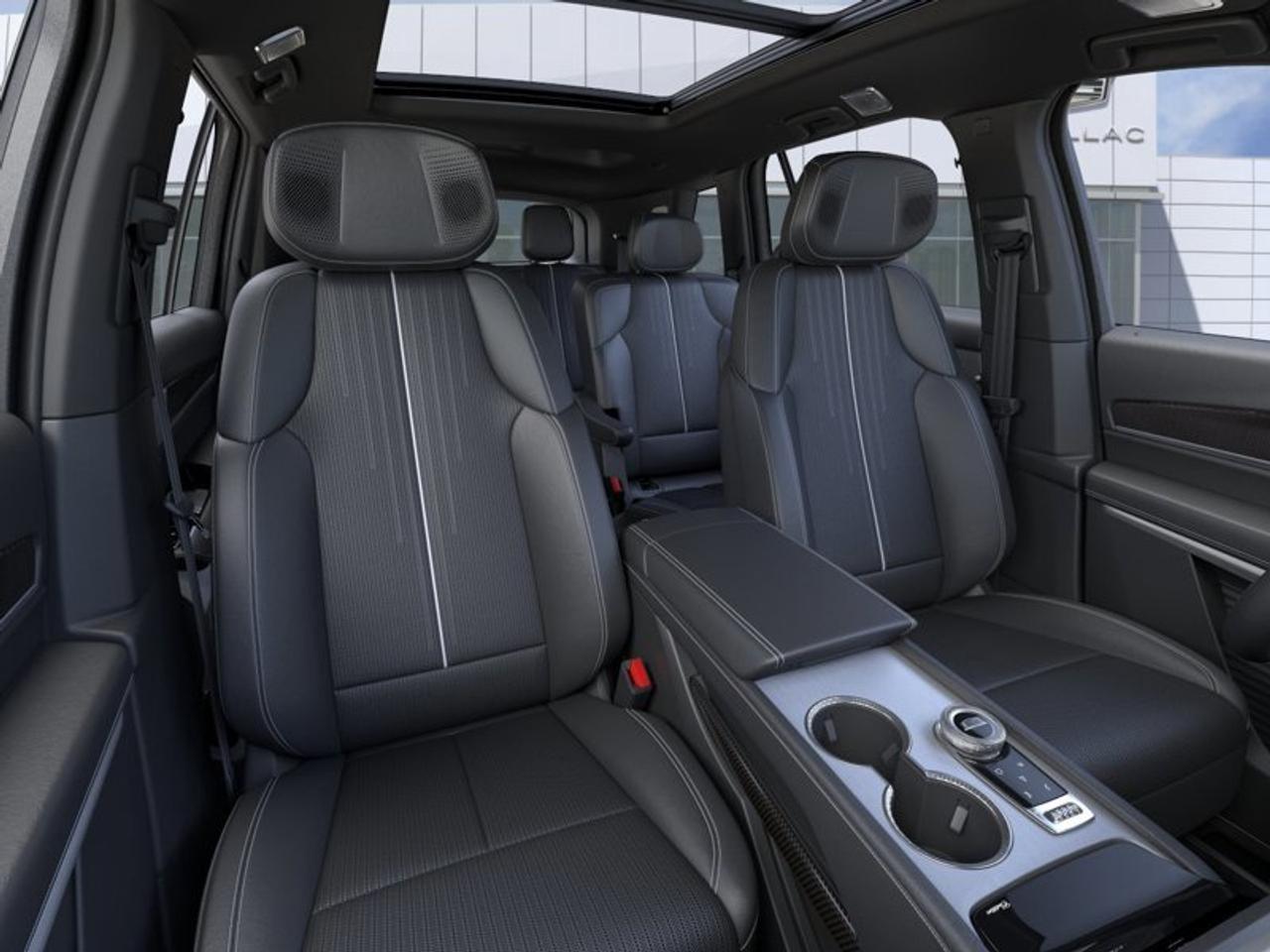 2027 Cadillac VISTIQ Sport Photo