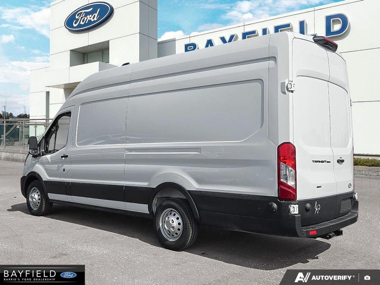2026 Ford Transit Long 148 EL Photo3