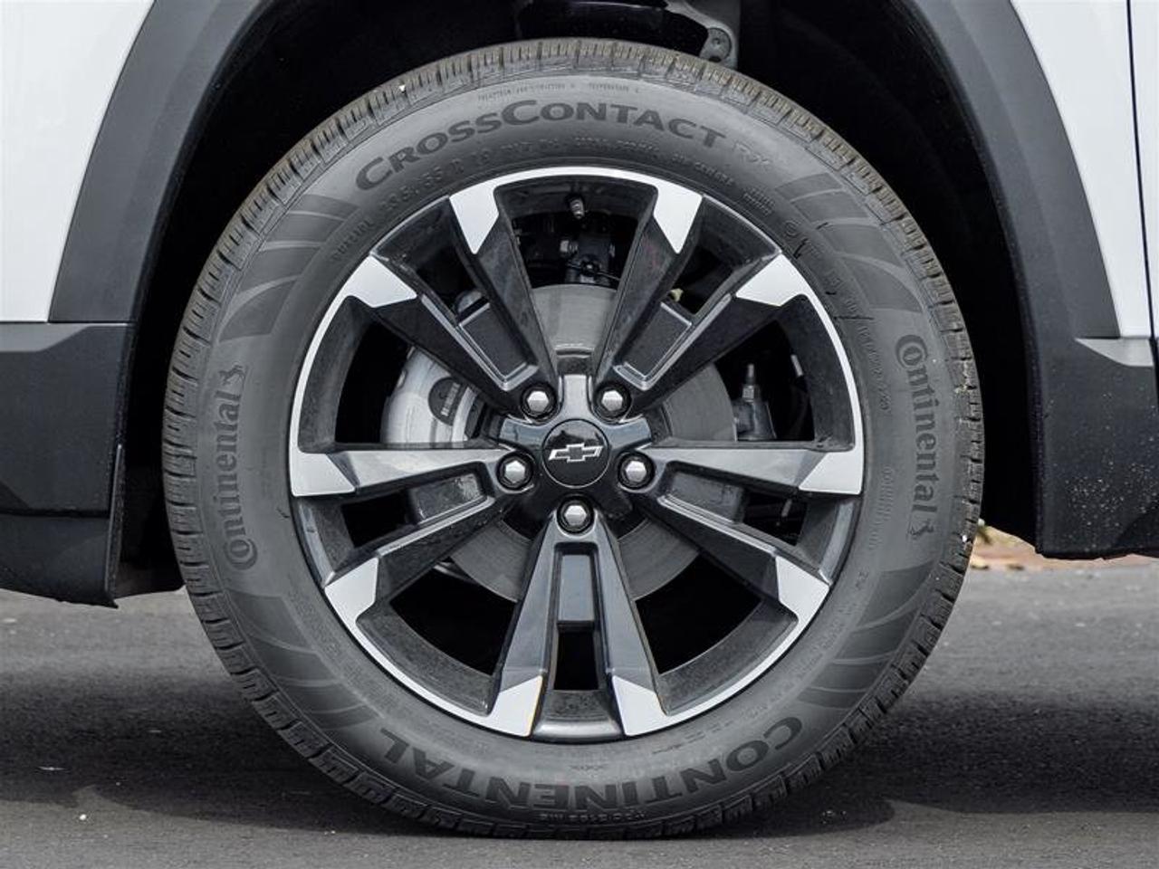 2027 Chevrolet Equinox RS Photo3