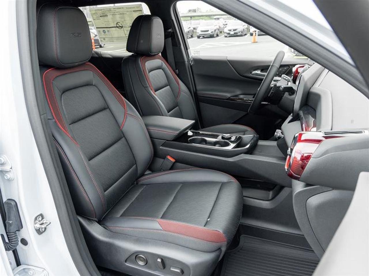 2027 Chevrolet Equinox RS Photo