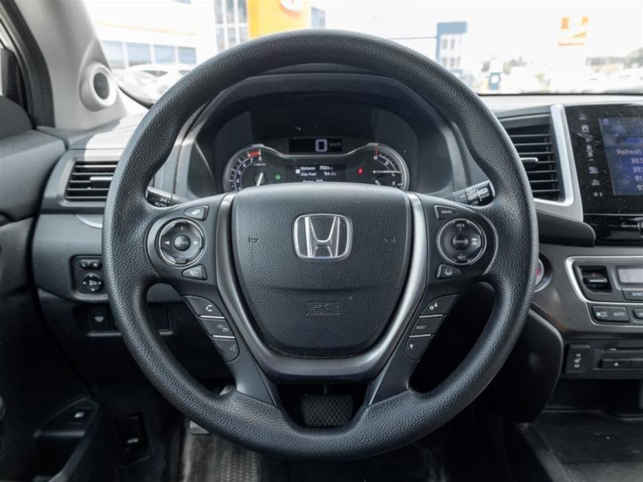 2017 Honda Pilot V6 LX 6AT AWD Photo