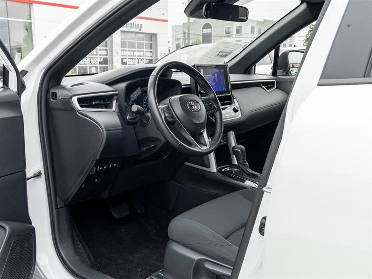 2024 Toyota Corolla Cross Hybrid SE AWD Backup Cam | Heated Seats | Adaptive Cruise | SE Photo